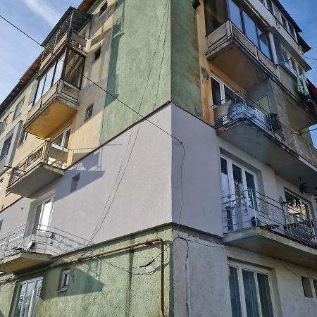 Dddd Apartament Cavnic Exterior foto